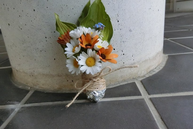 花壇のお花で作ったブーケ