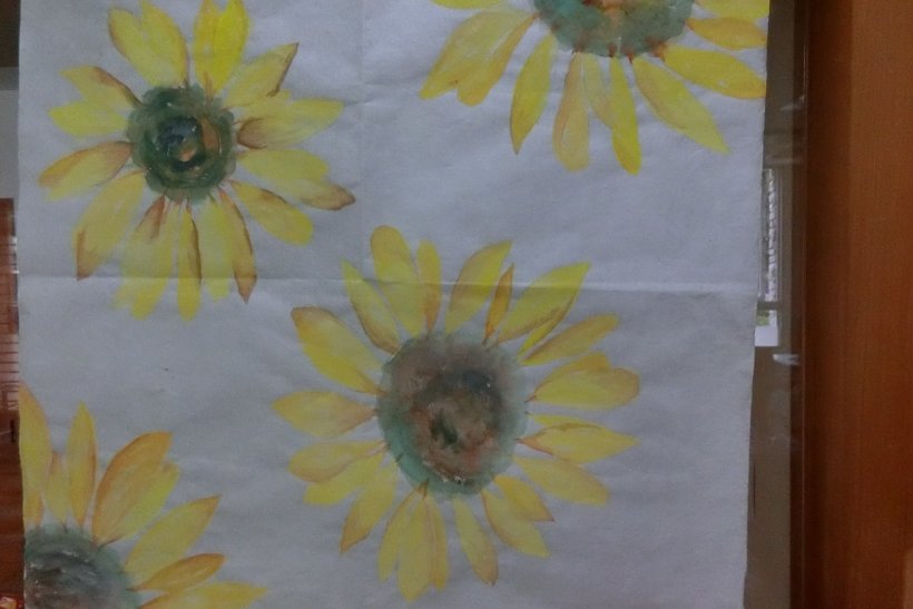 ひまわりの絵の写真