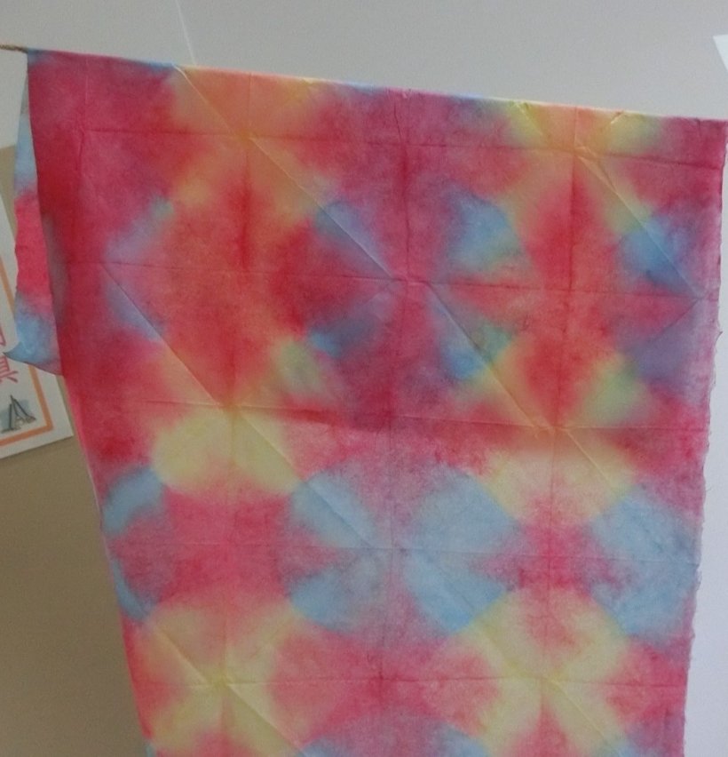 色付けした和紙