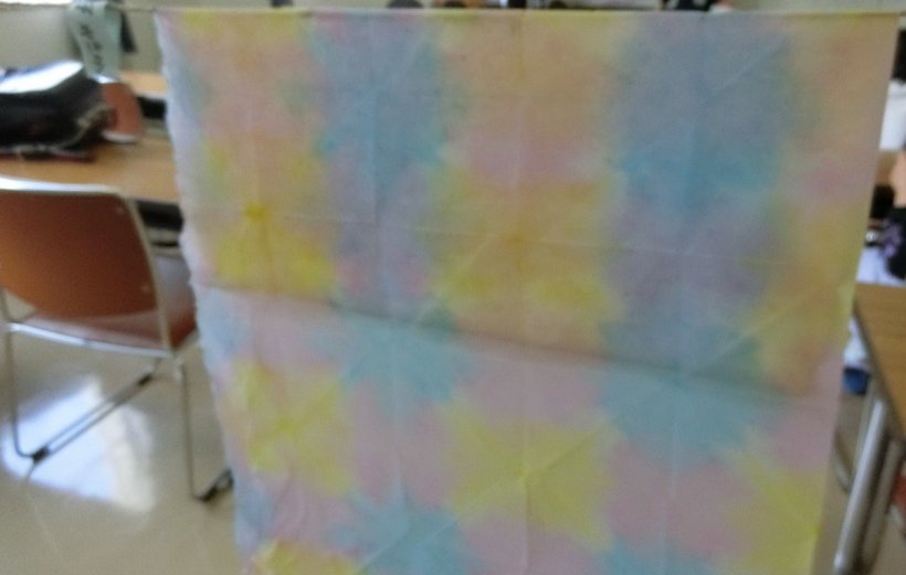 色付けした和紙