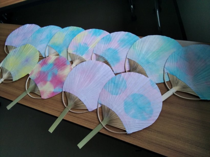 完成間近のうちわ