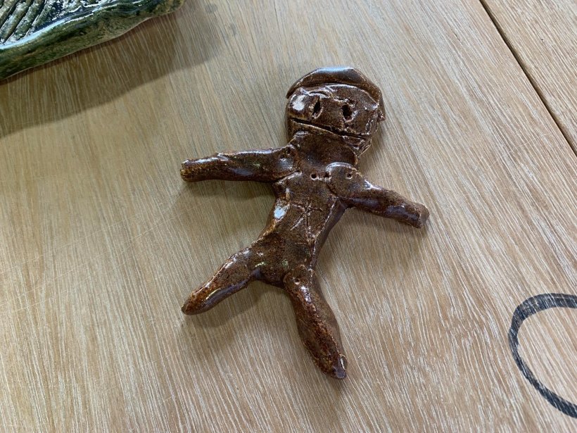 人のような作品