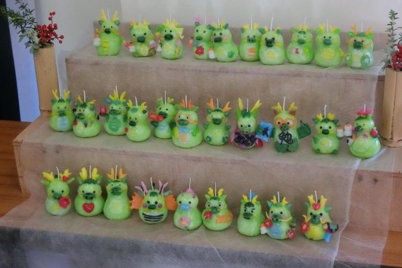 完成した龍のキャンドル