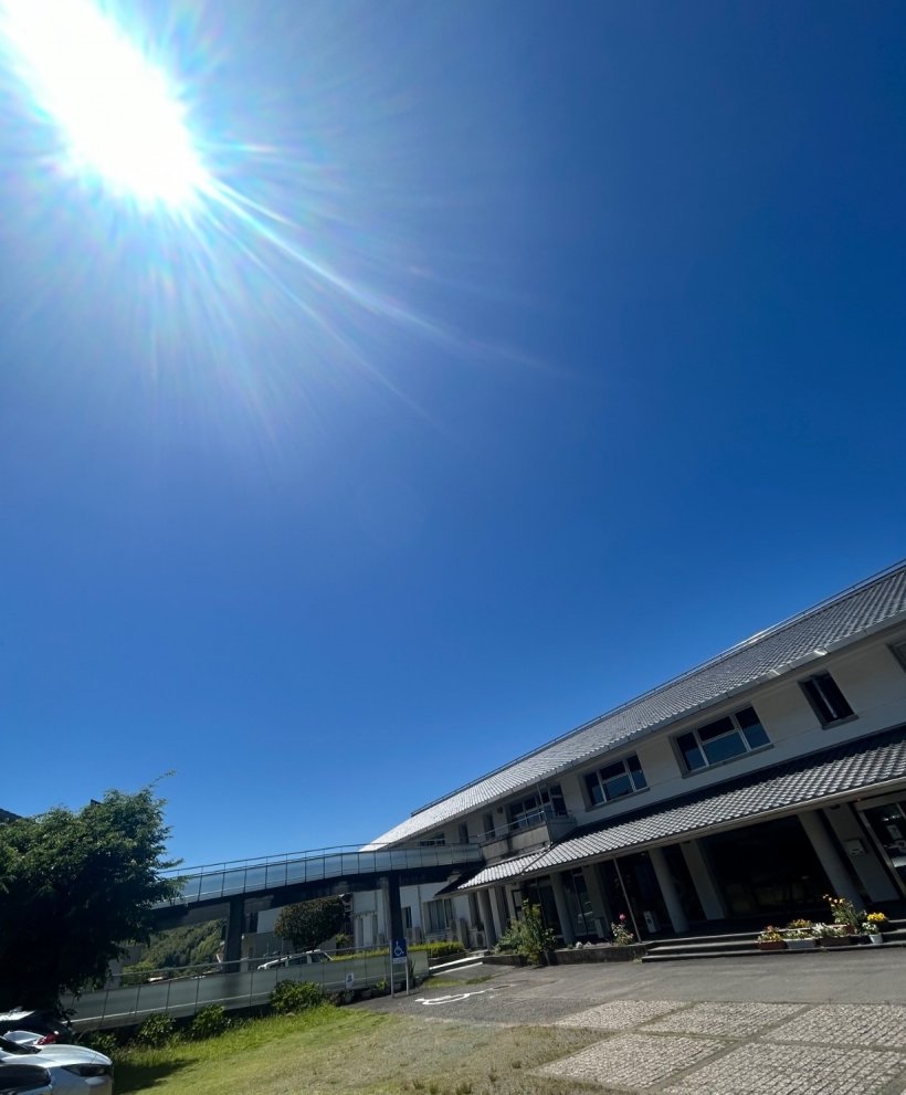 建物とあおぞら