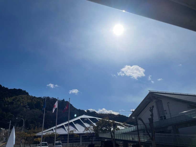 青少年の家から見た空