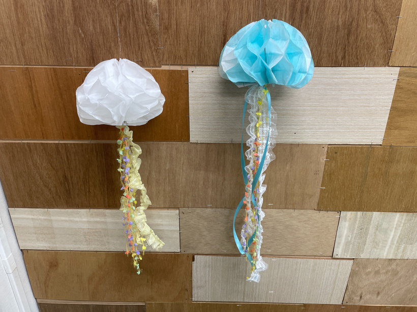 お花紙で作ったクラゲ