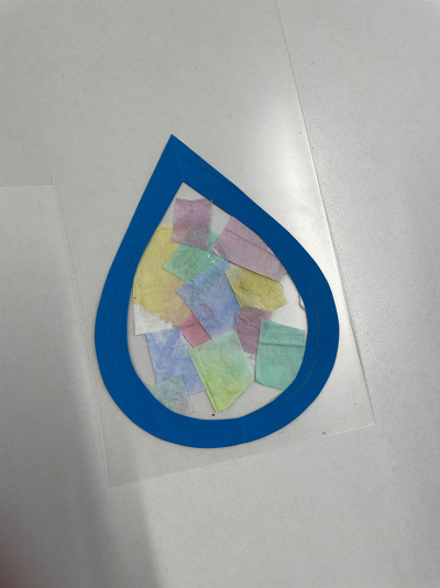 和紙と画用紙でできた雫