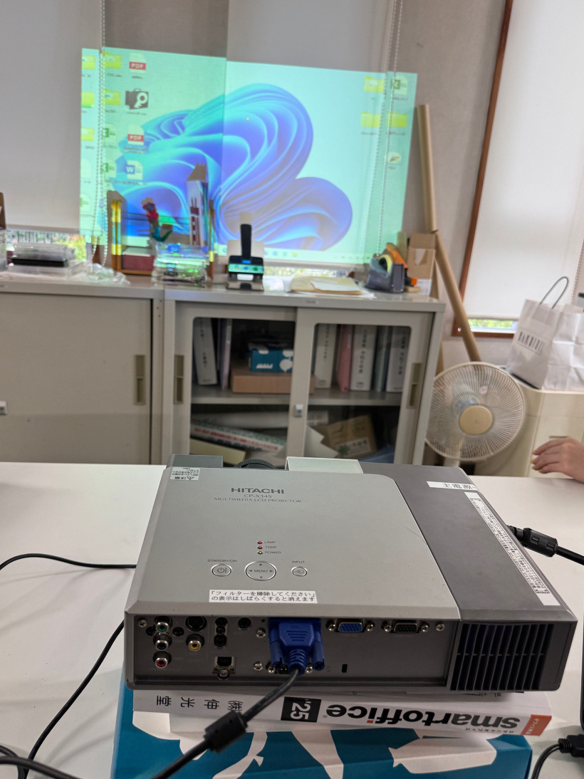 プロジェクターで写すPC画面