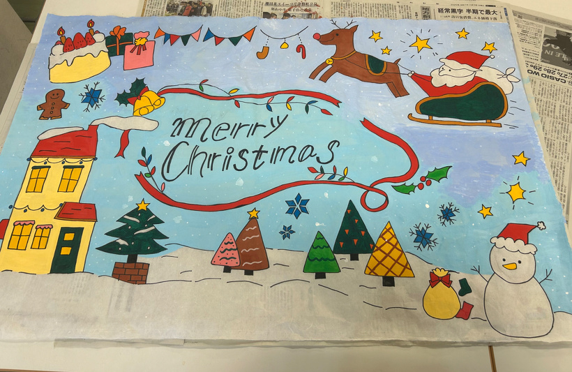 和紙に描いたクリスマス用のカラフルなイラスト