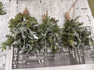 ハーブで作ったミニスワッグ