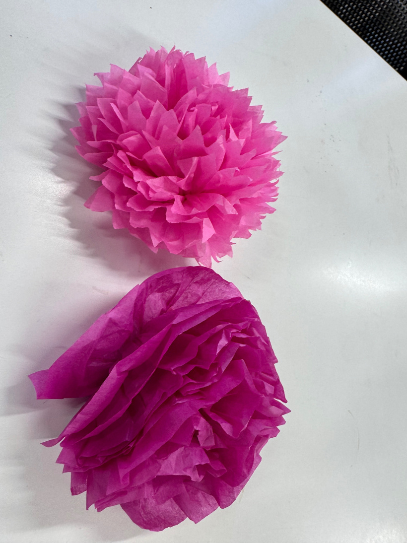 形の違う紙のお花