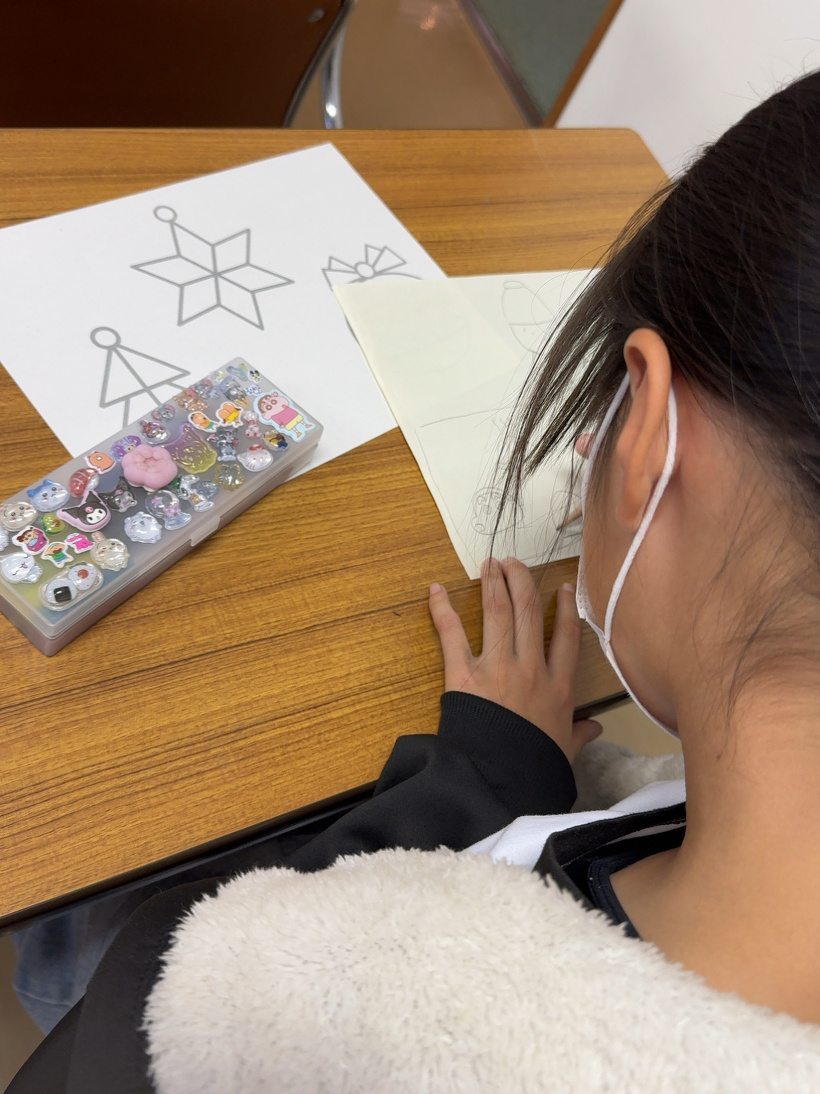 下書きをかいている