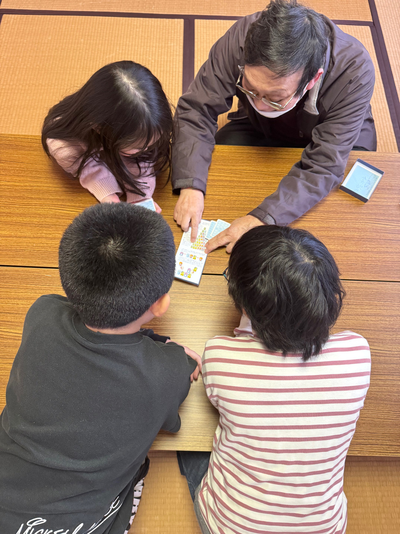 ゲームの説明をきいている