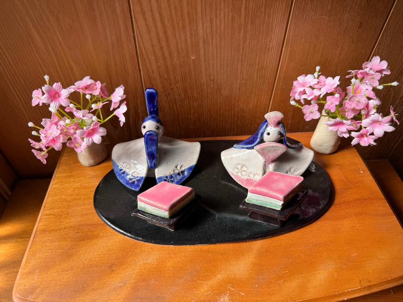 陶器のお雛様とお内裏様