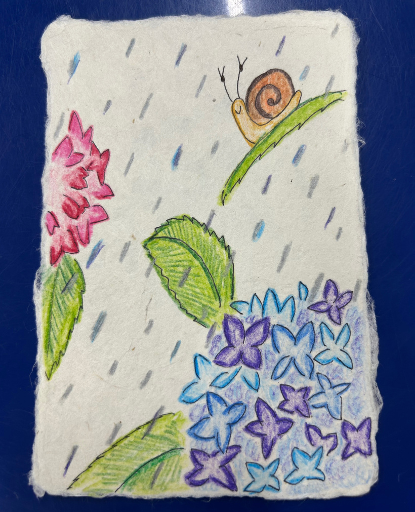 カタツムリ、アジサイ、雨の絵が描かれた和紙のはがき